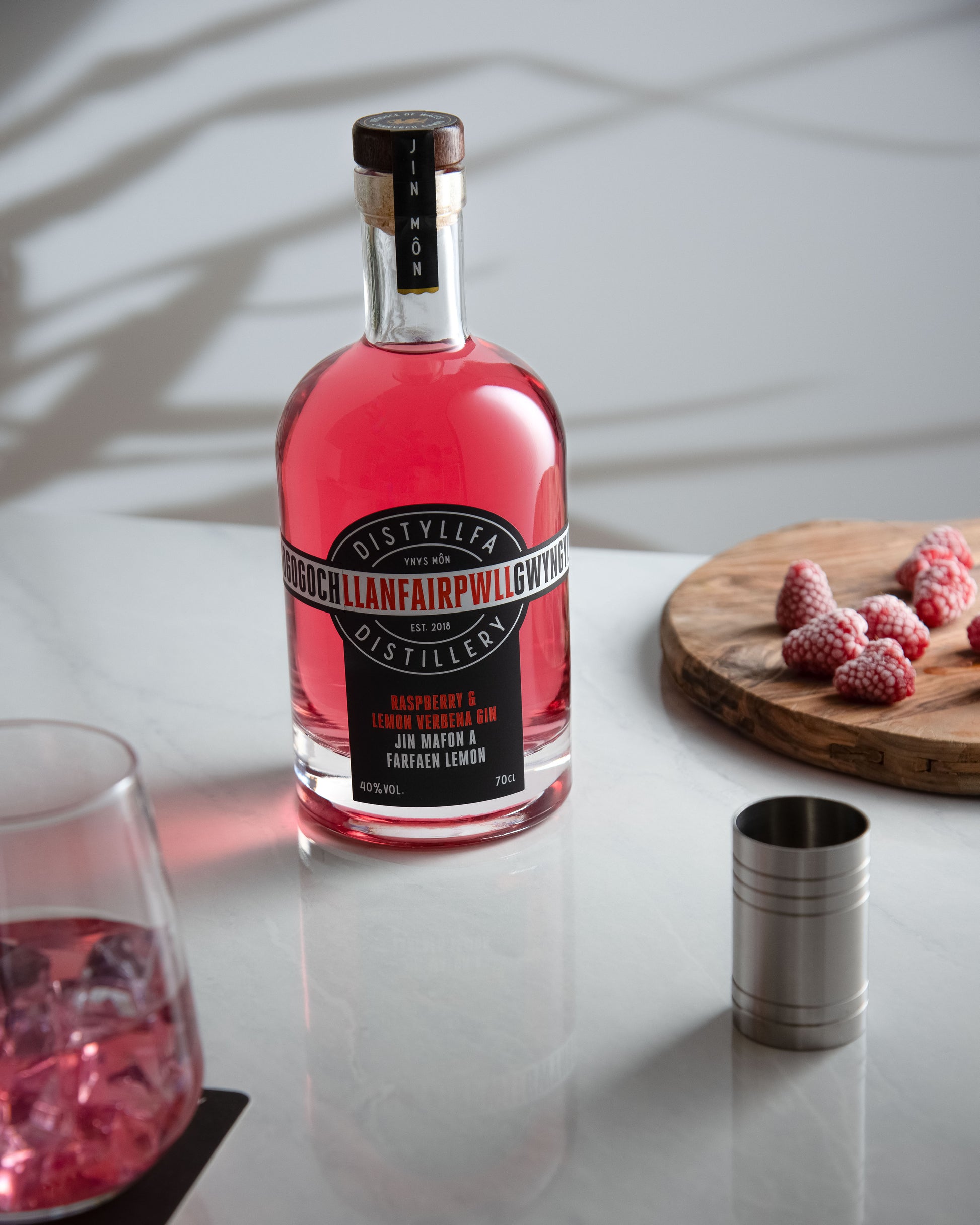 Gin and tonic made with Raspberry & Lemon Verbena Gin – summer Welsh fruity gin