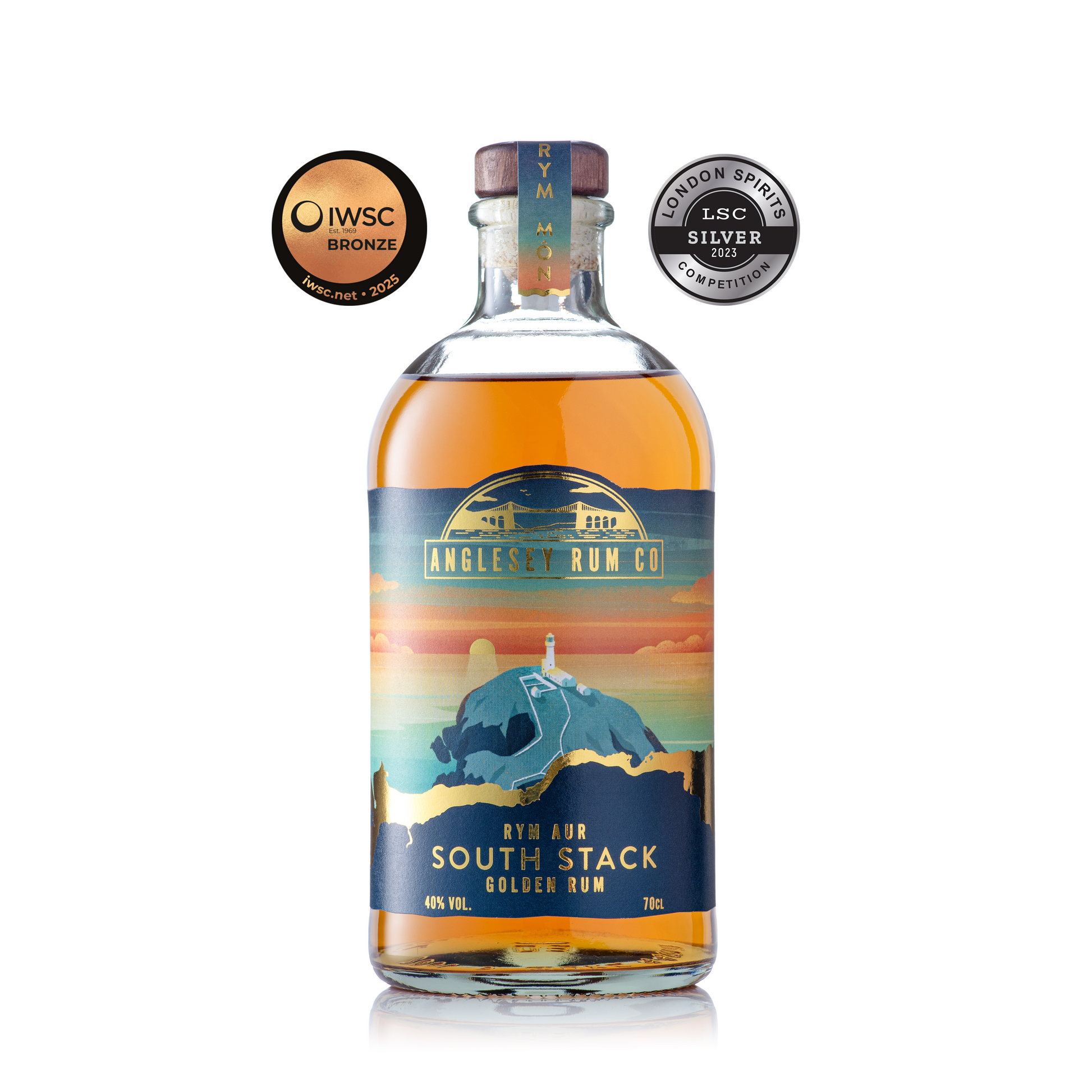 South Stack Golden Rum bottle with two awards medals – Welsh golden rum from Anglesey inspired by South Stack Lighthouse